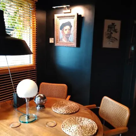 Villa Les Ondes.